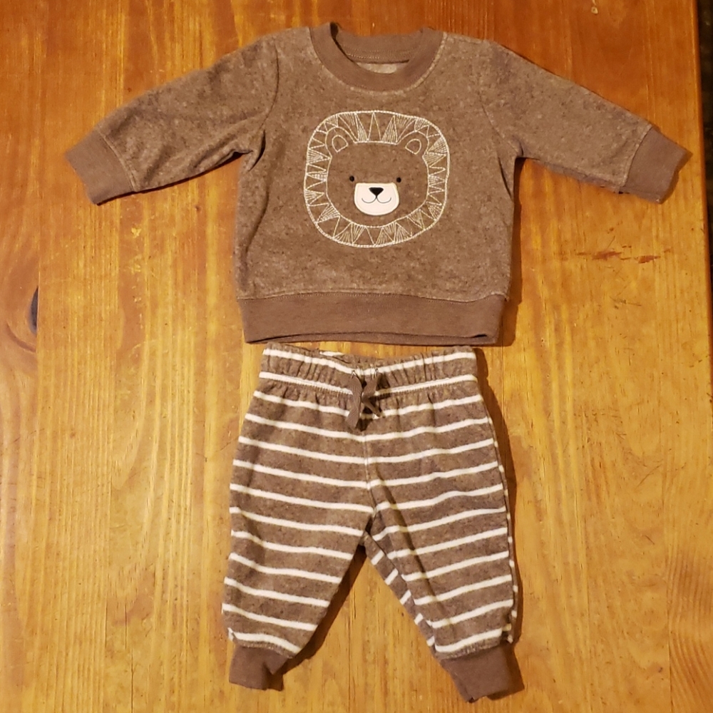 Carters matching set for boys